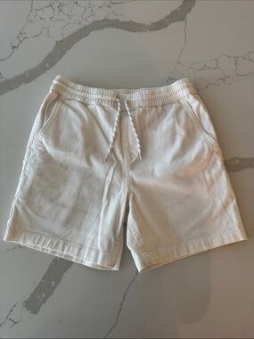 Boys size 10/12 class club white shorts with elastic waist